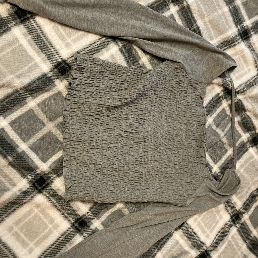 Long sleeve (NEVER WORN)